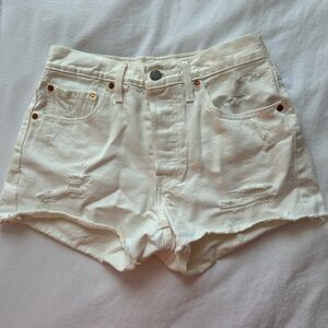 Women’s Levi’s 501’s denim shorts